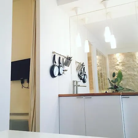 Apartment Beau 2 Pieces Au Coeur De Paris